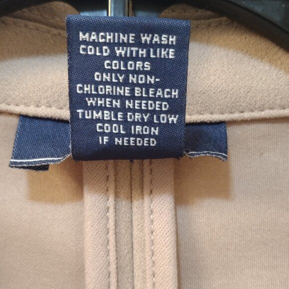 NY Clothing Co.: Women’s Blazer, Size 2X, Tan - Picture 5 of 5